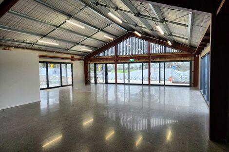 Photo of property in 468 West Coast Road, Glen Eden, Auckland, 0602