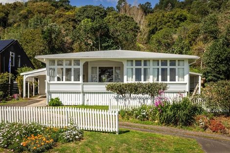 Photo of property in 300 Thames Coast Sh25 Road, Thornton Bay, Thames, 3575