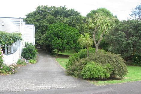Photo of property in 10 Symonds Street, Onehunga, Auckland, 1061