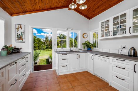 Photo of property in 15 Karaka Drive, Kerikeri, 0230