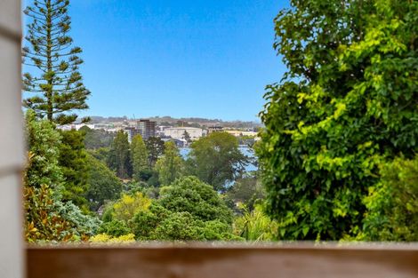 Photo of property in 54a Pemberton Avenue, Bayview, Auckland, 0629