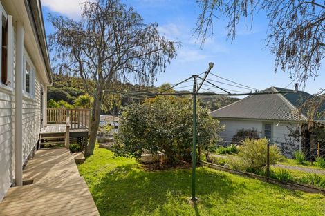 Photo of property in 65 Hampden Street, Picton, 7220