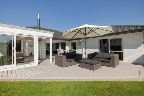 Photo of property in 18 Lotus Avenue, Mount Maunganui, 3116