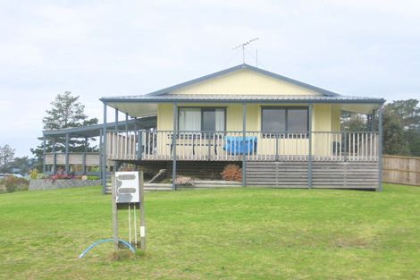 Photo of property in 116 Castle View Road, Matarangi, Whitianga, 3592