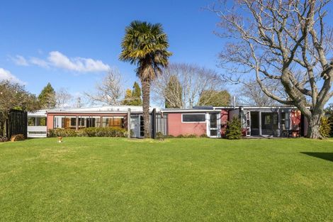 Photo of property in 51 Kent Terrace, Riverhead, 0820