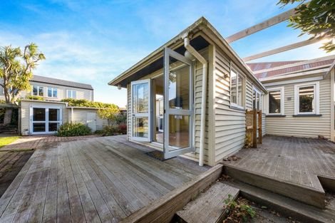 Photo of property in 78 Weston Road, St Albans, Christchurch, 8052