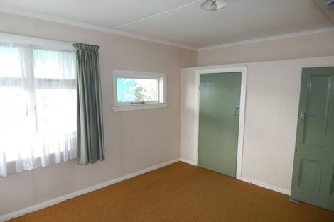 Photo of property in 104 Peel Street, Westport, 7825