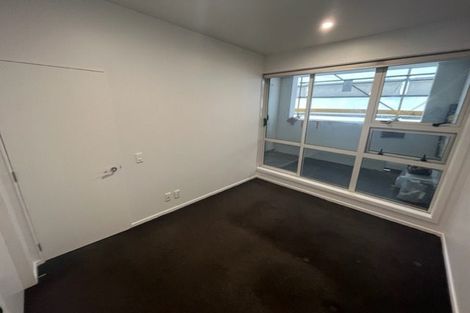 Photo of property in Stadium Garden Flats, 314/107 Thorndon Quay, Pipitea, Wellington, 6011