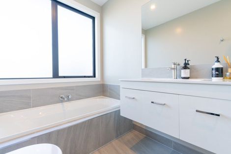 Photo of property in 10 Carran Court, Te Anau, 9679