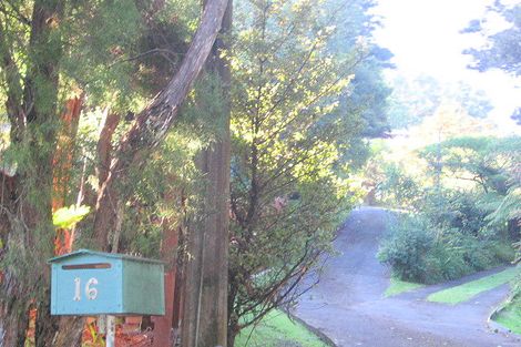 Photo of property in 16 Karen Road, Laingholm, Auckland, 0604