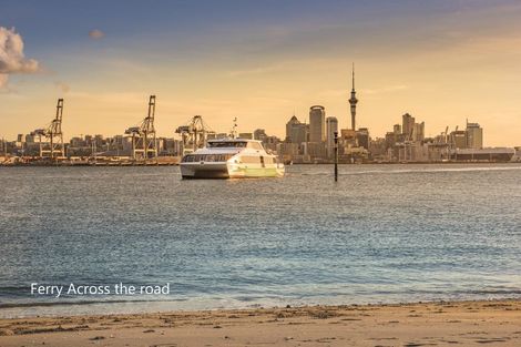 Photo of property in 10 Queens Parade, Devonport, Auckland, 0624