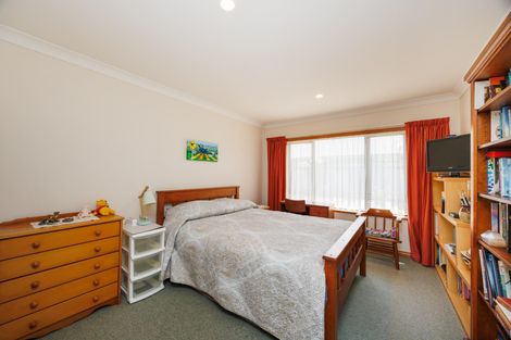 Photo of property in 18 Airport Drive, Milson, Palmerston North, 4414