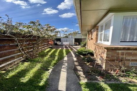 Photo of property in 23 Southsea Crescent, Silverdale, Hamilton, 3216