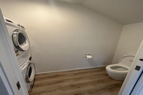 Photo of property in 1 Pipi Place, Levin, 5510