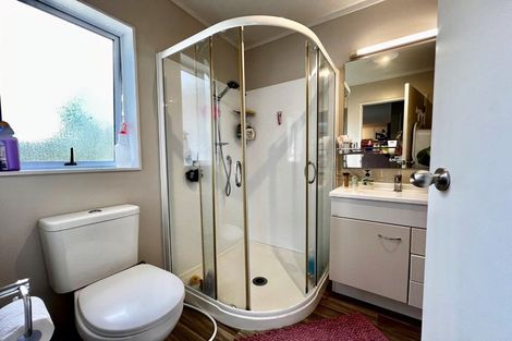 Photo of property in 50 Sycamore Drive, Sunnynook, Auckland, 0620