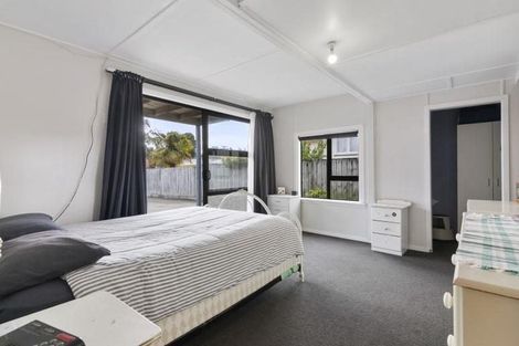 Photo of property in 20 Bertram Road, Kawakawa Bay, 2585