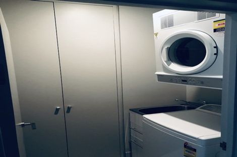 Photo of property in Chews Lane Apartments, 8a/9 Chews Lane, Wellington Central, Wellington, 6011