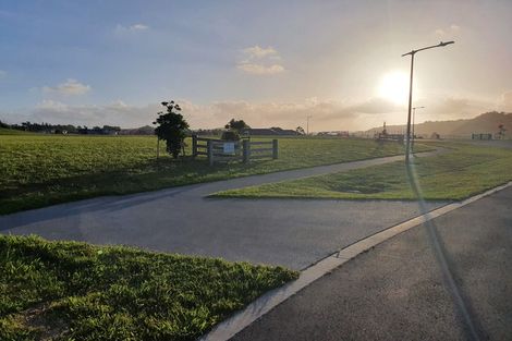 Photo of property in 5 Awatiro Drive, Kaukapakapa, 0871