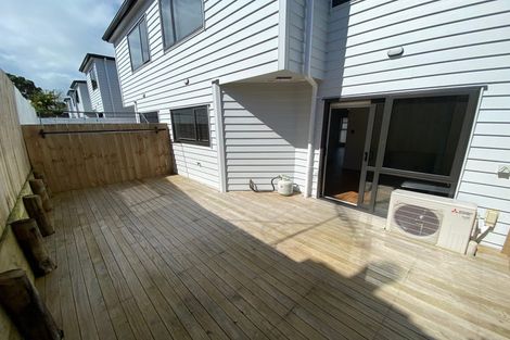 Photo of property in 2/72 Howe Street, Howick, Auckland, 2014