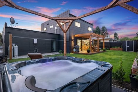 Photo of property in 16 Erris Street, Cromwell, 9310