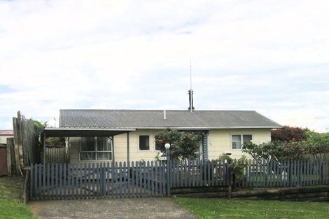 Photo of property in 12 Takahe Place, Selwyn Heights, Rotorua, 3015