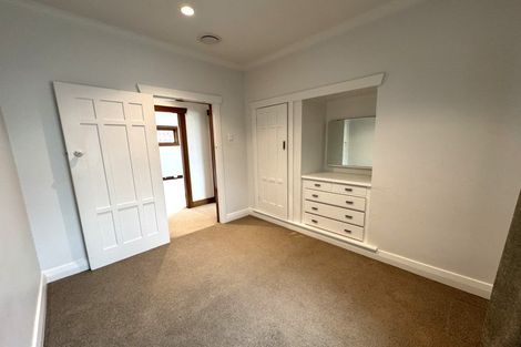 Photo of property in 17 Jasper Avenue, Mount Roskill, Auckland, 1041