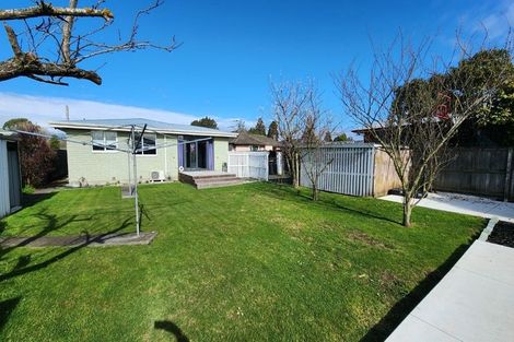 Photo of property in 1/19 Sturrocks Road, Redwood, Christchurch, 8051