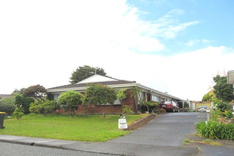 Photo of property in 2/18 Tatariki Street, Rosehill, Papakura, 2113