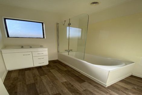 Photo of property in 1/16 Templeton Place, Clendon Park, Auckland, 2103