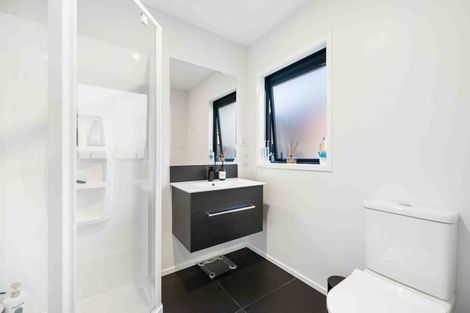 Photo of property in 2 Collie Road, Pukekohe, 2120