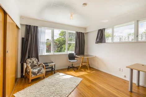 Photo of property in 12 Kowhai Grove, Raumati Beach, Paraparaumu, 5032