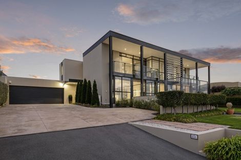 Photo of property in 23a Glendevere Terrace, Redcliffs, Christchurch, 8081