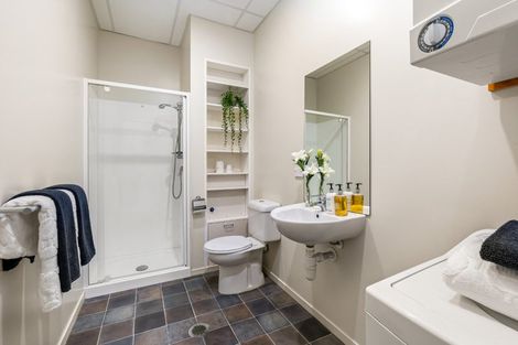 Photo of property in 11/28 The Avenue, Albany, Auckland, 0632