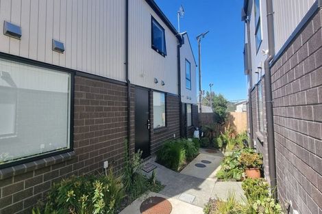 Photo of property in 14/3234 Great North Road, New Lynn, Auckland, 0600