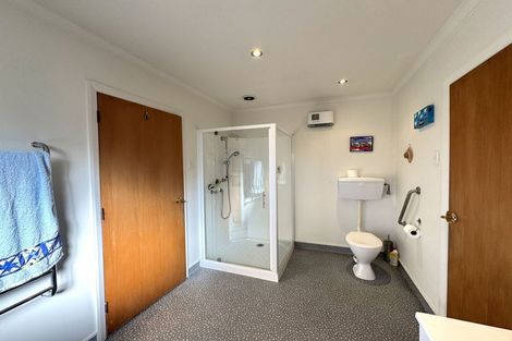 Photo of property in 24 Lanark Street, Balclutha, 9230