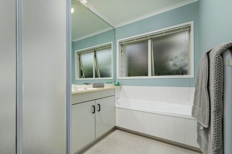 Photo of property in 50 Bayside Drive, Browns Bay, Auckland, 0630