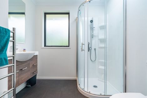 Photo of property in 5 Ngaio Close, Mangawhai, 0505