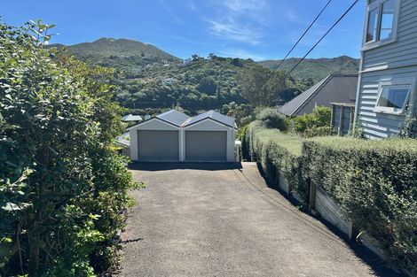 Photo of property in 8 Trelissick Crescent, Ngaio, Wellington, 6035