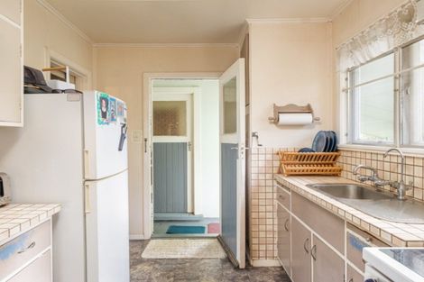 Photo of property in 65 Daphne Street, Outer Kaiti, Gisborne, 4010