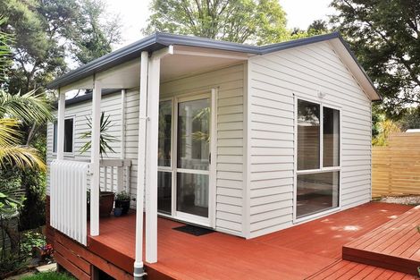 Photo of property in 100 Spinella Drive, Bayview, Auckland, 0629