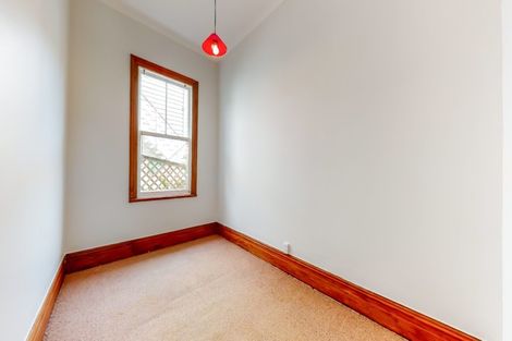 Photo of property in 145 Glenmore Street, Kelburn, Wellington, 6012