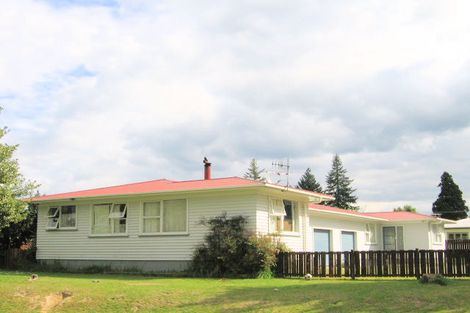 Photo of property in 5 Euan Street, Mangakakahi, Rotorua, 3015
