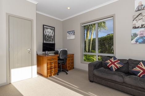 Photo of property in 124 Hamurana Road, Omokoroa, 3114