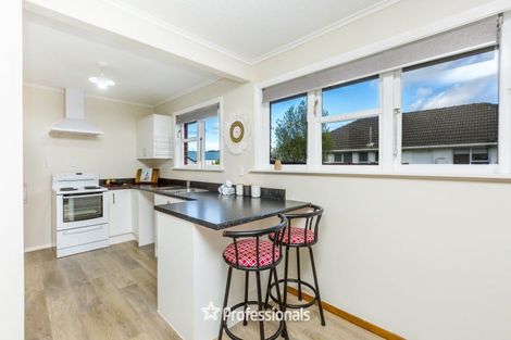 Photo of property in 53 Totara Park Road, Clouston Park, Upper Hutt, 5018