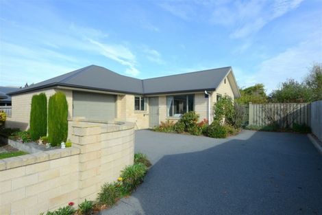 Photo of property in 97a Wilsons Road, Saint Martins, Christchurch, 8022
