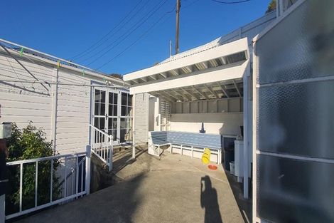 Photo of property in 4 Cecil Road, Wadestown, Wellington, 6012