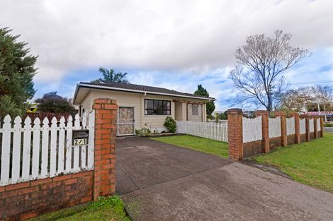 Photo of property in 2/1 Silverstone Place, Henderson, Auckland, 0612