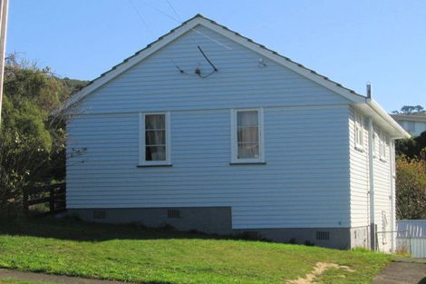 Photo of property in 87 Kotuku Street, Elsdon, Porirua, 5022