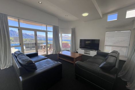 Photo of property in 11 Peregrine Place, Queenstown, 9300
