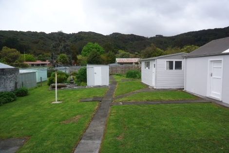 Photo of property in 23 Hay Street, Wainuiomata, Lower Hutt, 5014